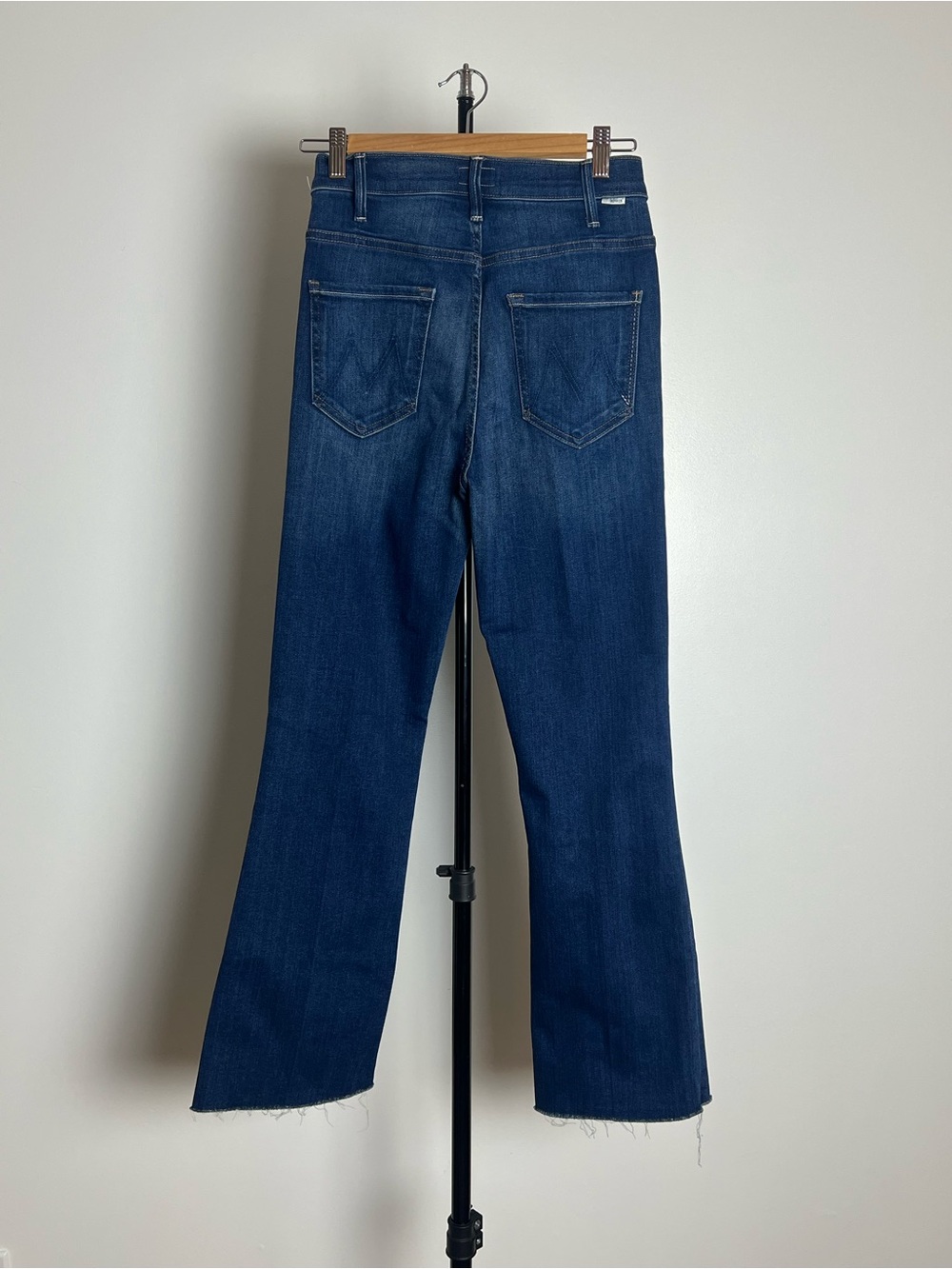 NWOT MOTHER The Hustler Ankle Fray jeans in size 27 - Picture 5 of 13